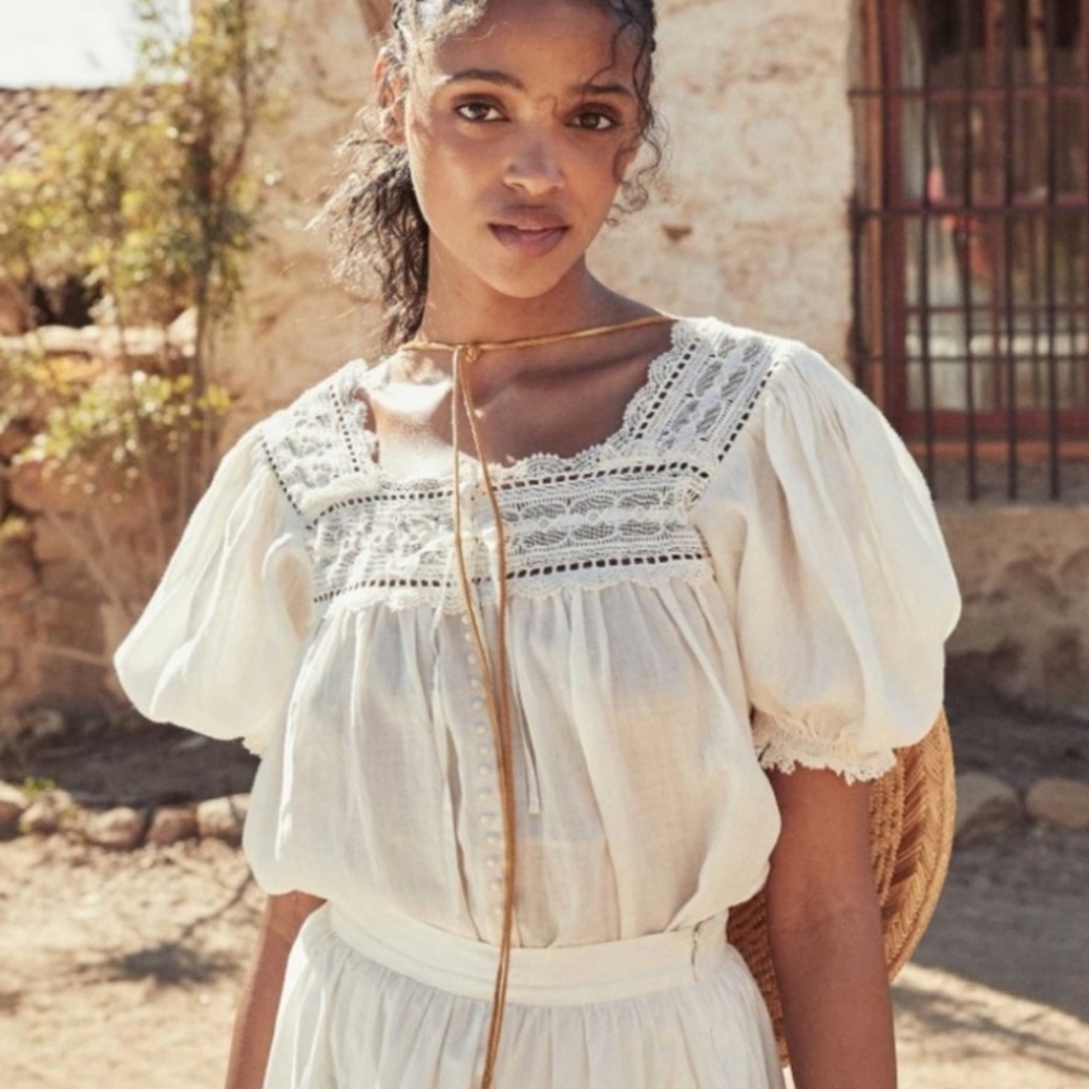 Doen Anneth Puff-Sleeve Top